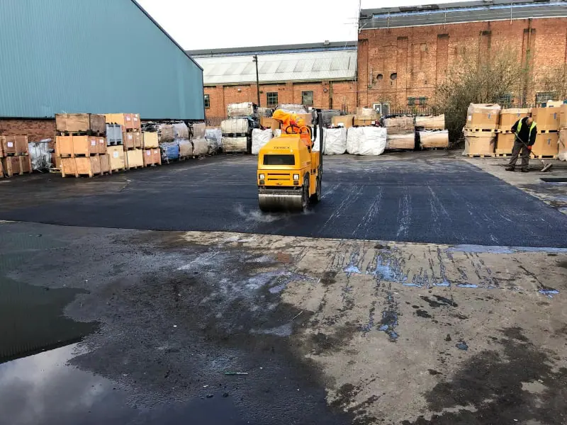 Warehouses work by SN Enterprises Ltd: Yards, Loading Bays and Industrial Estates